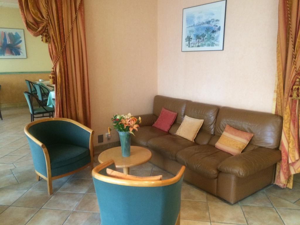 Anne De Beaujeu Otel Gien Oda fotoğraf